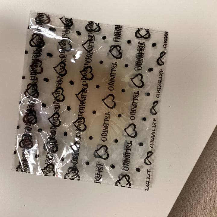 Adhesive Bra