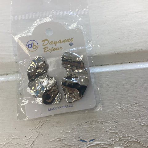 Earrings waves