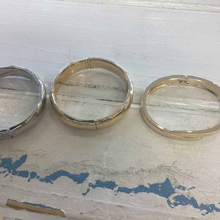 Hard bracelete