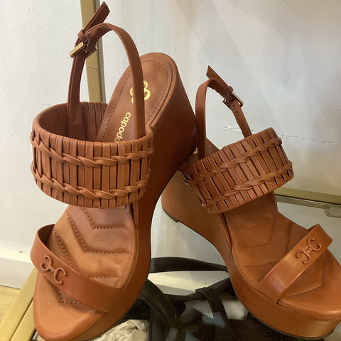 Platform high heels sandal