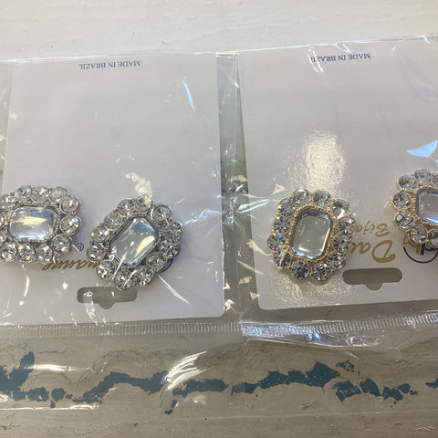 Earrings white stone