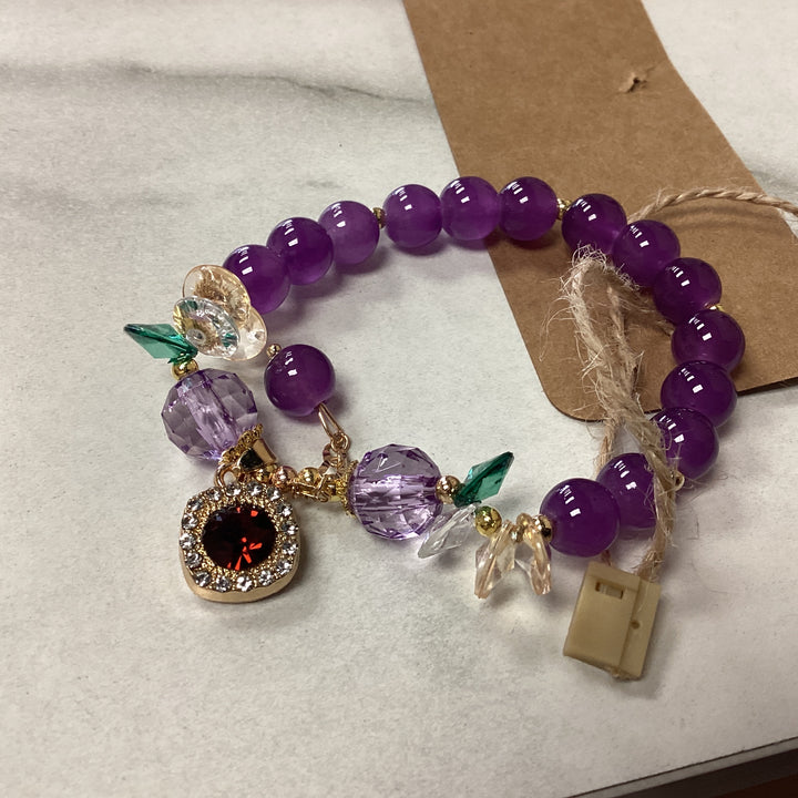 Bracelet purple beads
