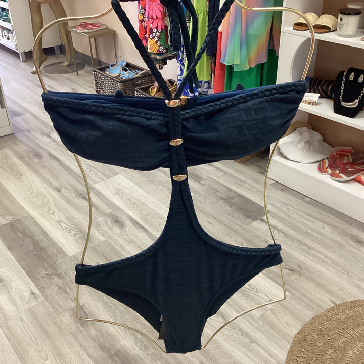 One piece with jewerly