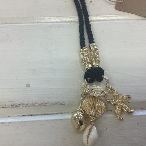 Necklace rope with shells