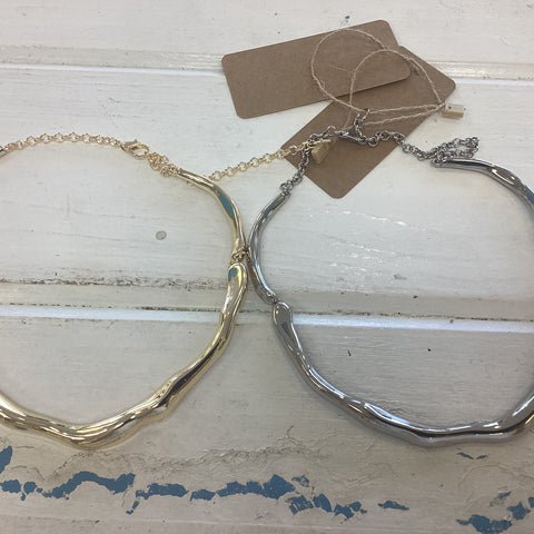 Structured choker