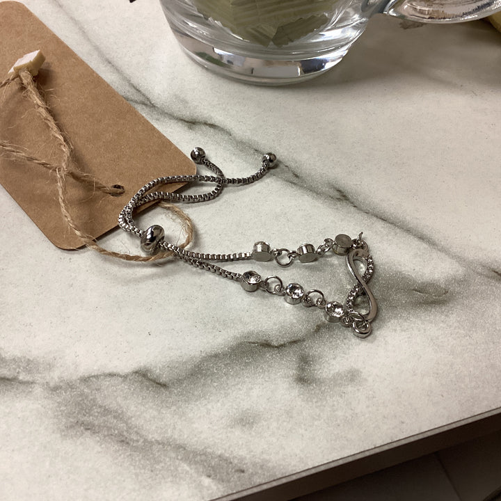 Bracelet infinity