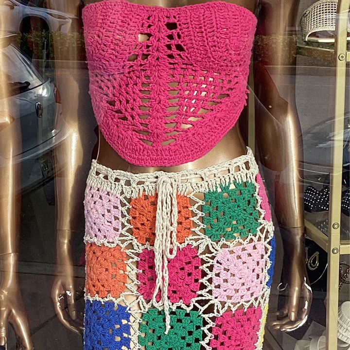 Set crochet pink cropped and patches skirt long