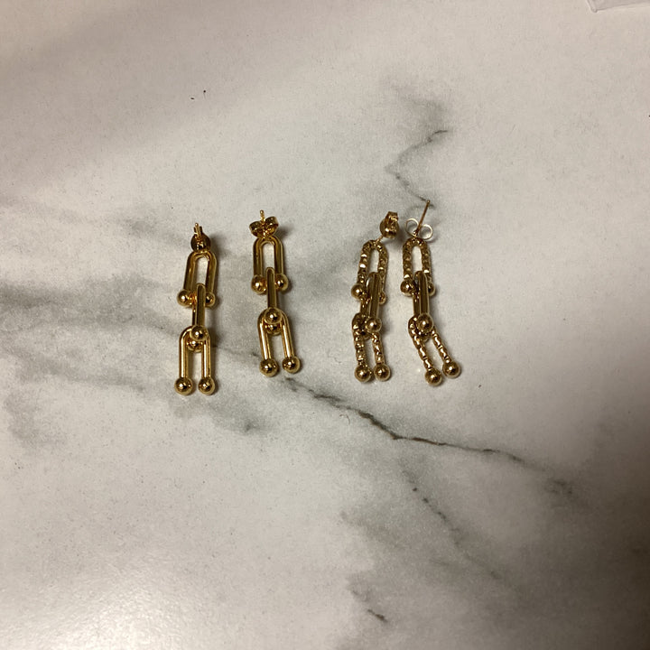 Golden chains earrings