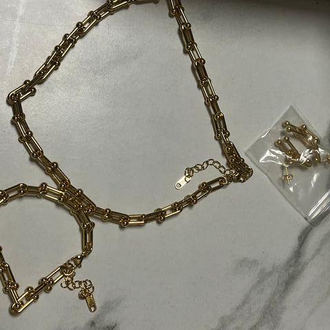 Tiffany-inspired set
