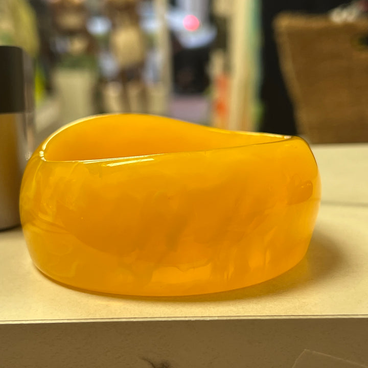 Bracelet acrylic