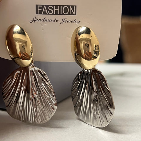 Earrings golden and silver