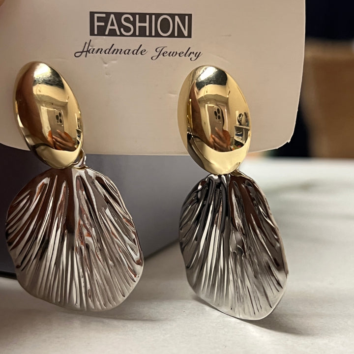 Earrings golden and silver