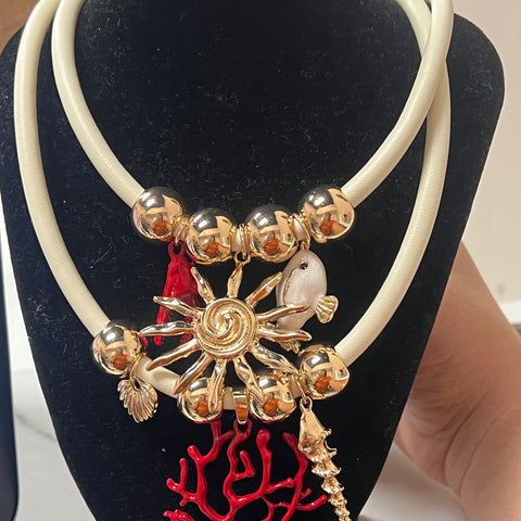 Necklace beige/golden