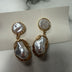 Earrings tear pearl w gold