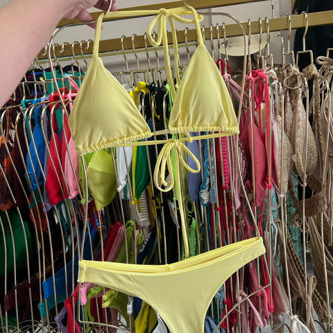 Bikini set curtininha asa delta