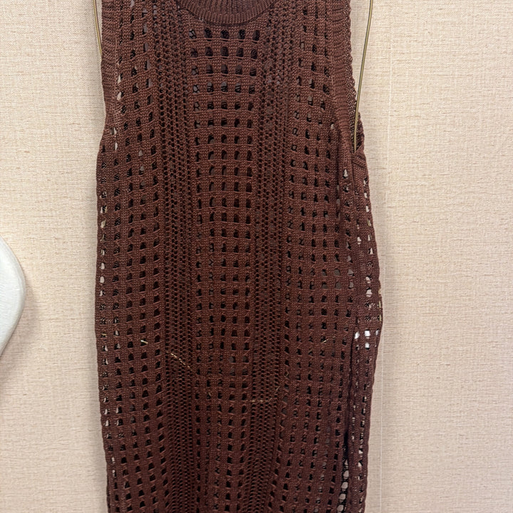 Crochet cover up closed